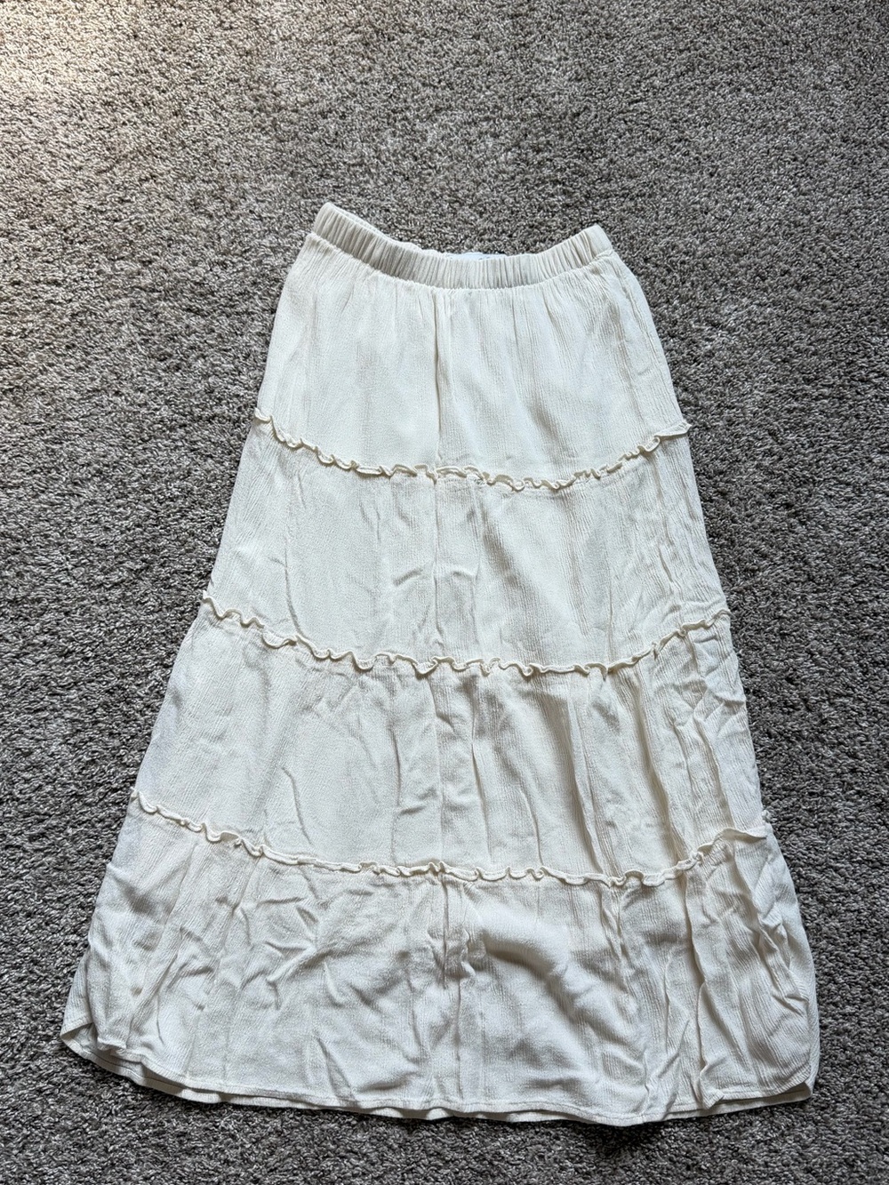 Hollister Cream Tiered Maxi Skirt